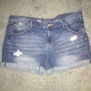 Mossimo Boyfriend Midi Denim Shorts